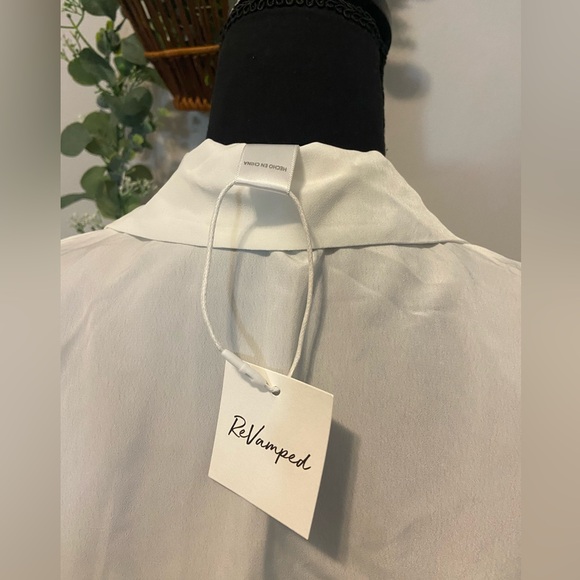 White Long Sleeve Front Tie Blouse - Picture 3 of 6